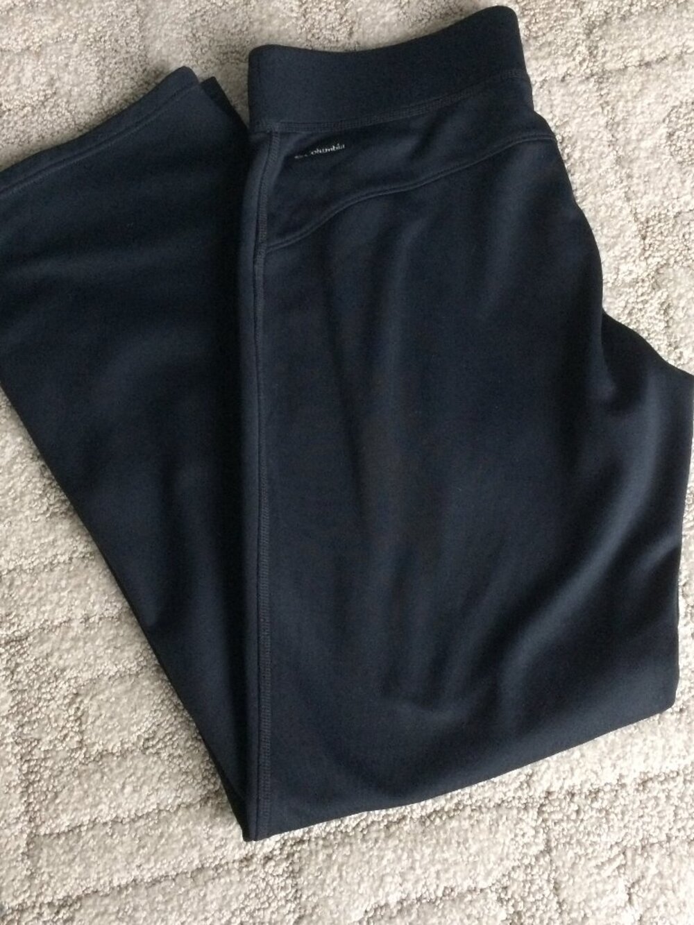 Columbia Black Fleece Lined Straight Leg Pants. Size L/G